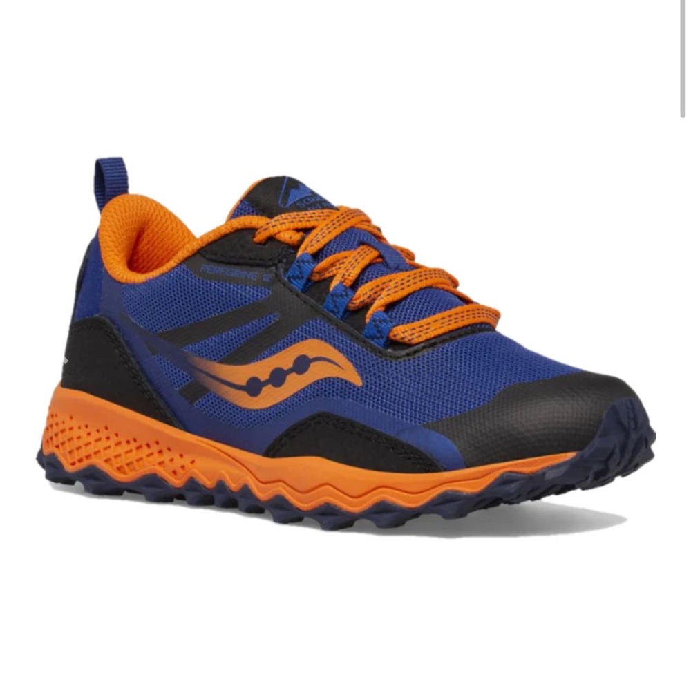 NEW Saucony Peregrine water repellant boys orange blue sneakers, big kids 2M